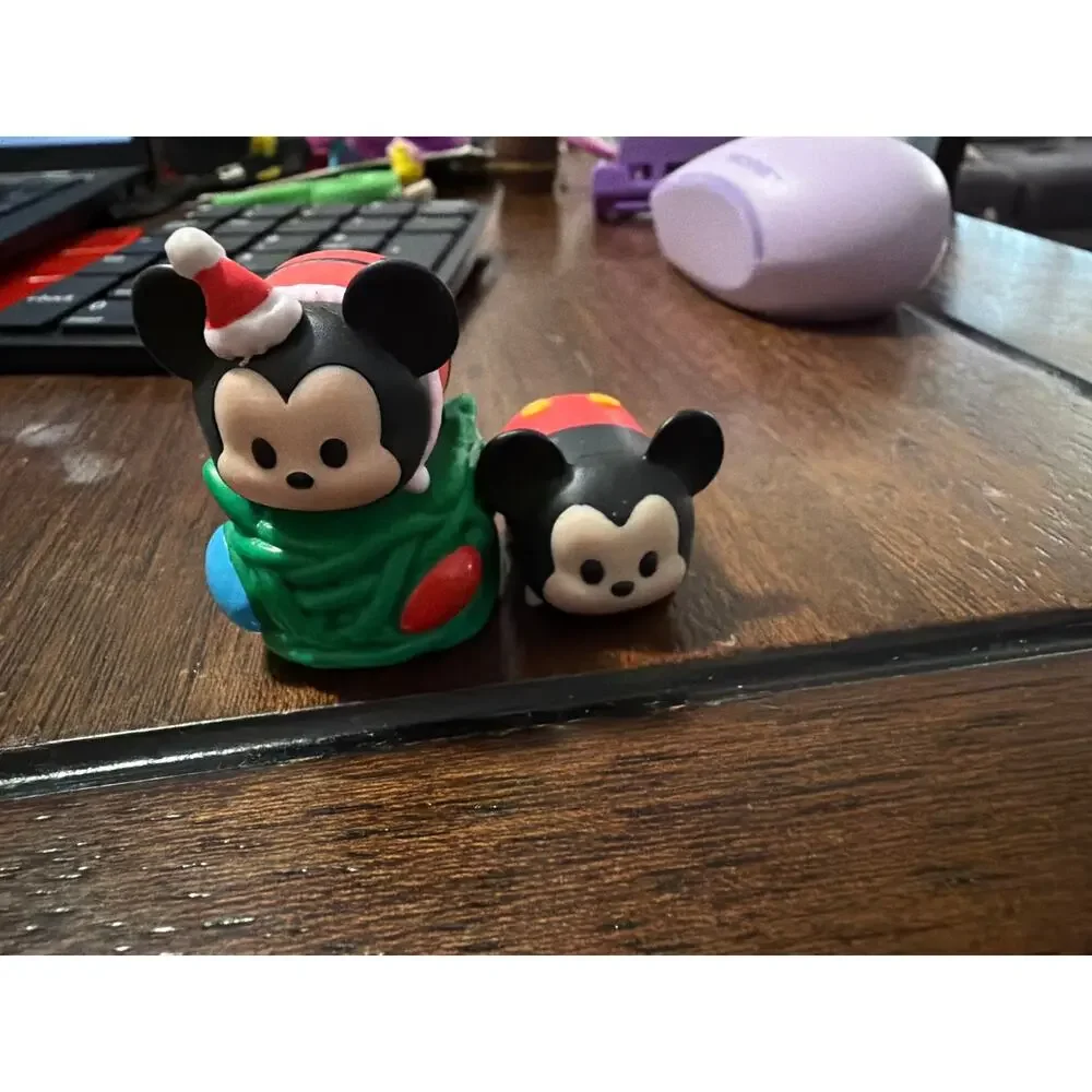 Disney Tsum Tsums Mickey Christmas Disney Store Special Edition & Lot of 13